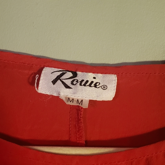 Vintage made in Canada red silk blouse - Picture 2 of 5